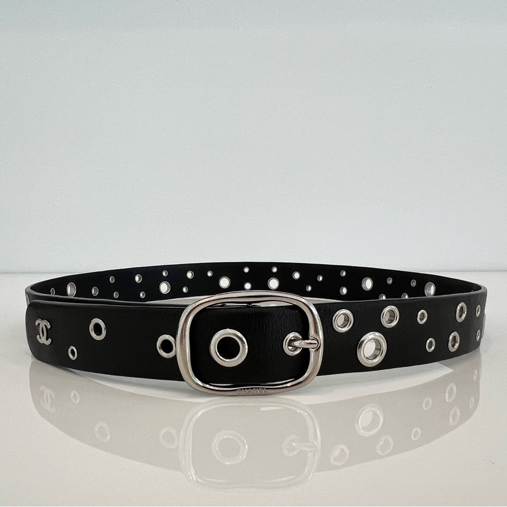 CHANEL 2017 BLACK LEATHER SILVER GROMMET BELT SIZE 85 NWOTS!